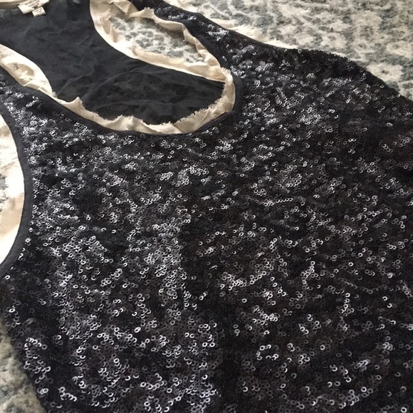 Aritzia Wilfred Silk tank top - Picture 4 of 6